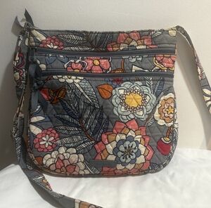 Vera Bradley Gray Floral Patterned Bag - Multicolor